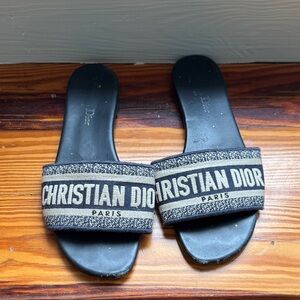 Christian Dior slides 38.5